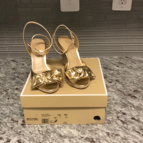 Size 7  Michael Kors Wedge Heels